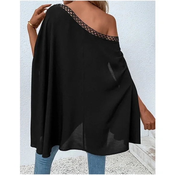 Black One Shoulder Blouse - Picture 3 of 6